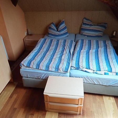 Uebernachtungszimmer 1 Schlettau Exteriör bild